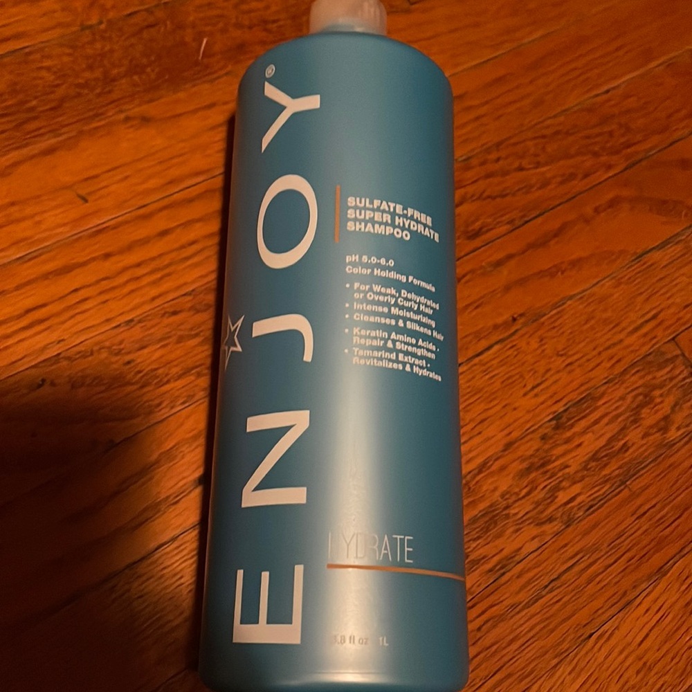 Enjoy, hydrate shampoo